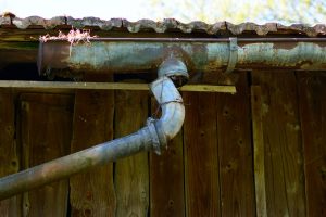 gutter damage showing sagging gutters